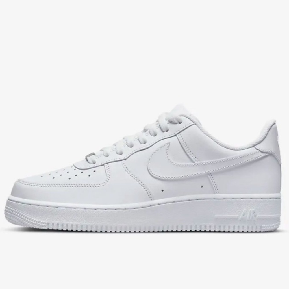 Nike Air Force One ‘07 low top sneakers